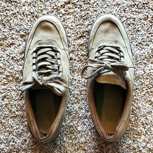 Women's Spa Nine West shoes. Leather/suede lace up. Sz 8M. Color is a green.